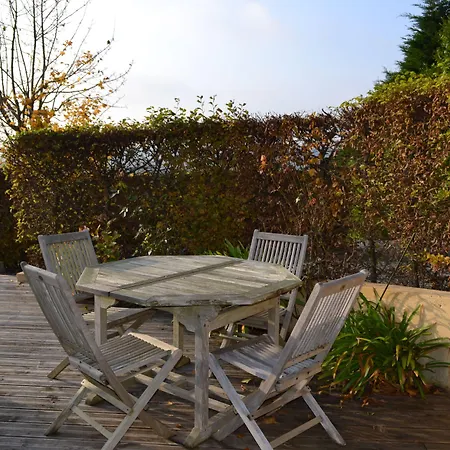 לינה וארוחת בוקר Auge Horizon 4*